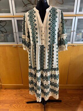 Fig and Flower Cream and Green Floral Midi Dress Size L